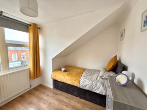 Photo 9- click for photo gallery